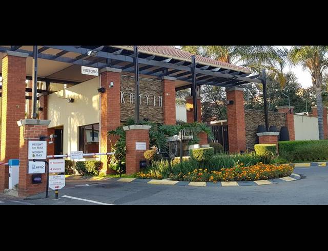 3 BEDROOM APARTMENT FOR SALE IN PAULSHOF